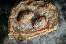 Afbeelding in Gallery-weergave laden, Amandelcroissant
